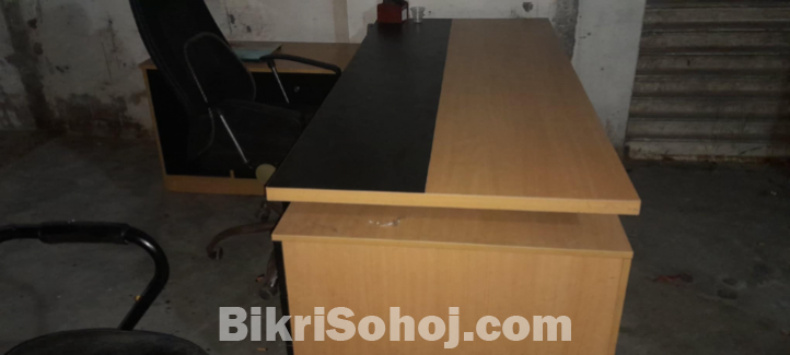 office chair and table